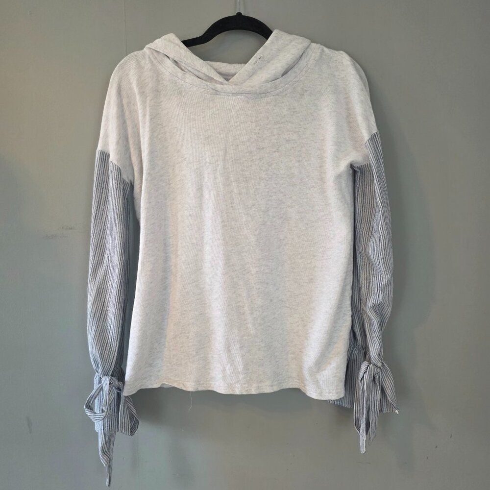 Hem & Thread Long Sleeved Hoodie, Grey Blue White. MD Coastal Euro Summer Casual